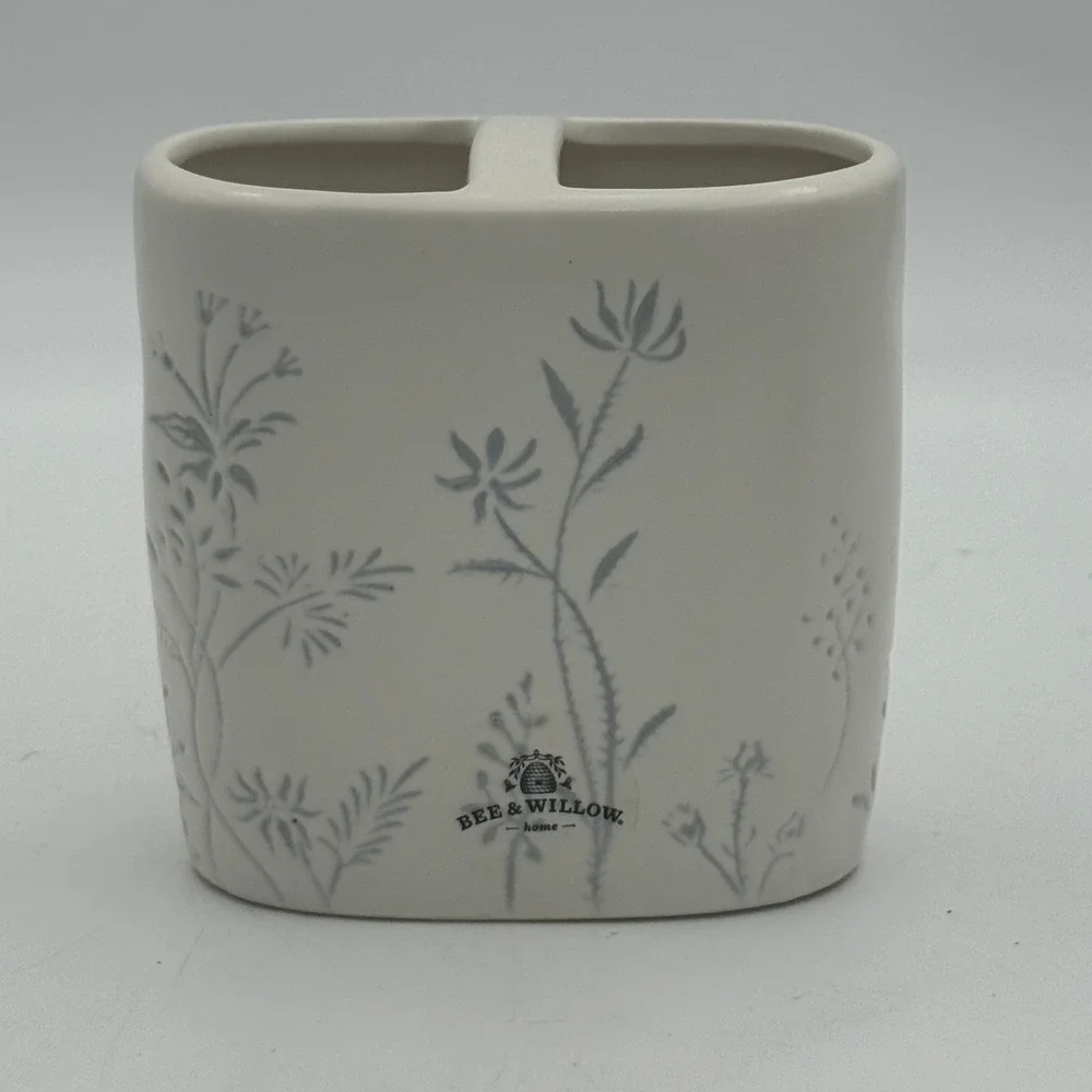 Bee & Willow Home Grey Gardens Ceramic Toothbrush Holder Floral White Grey